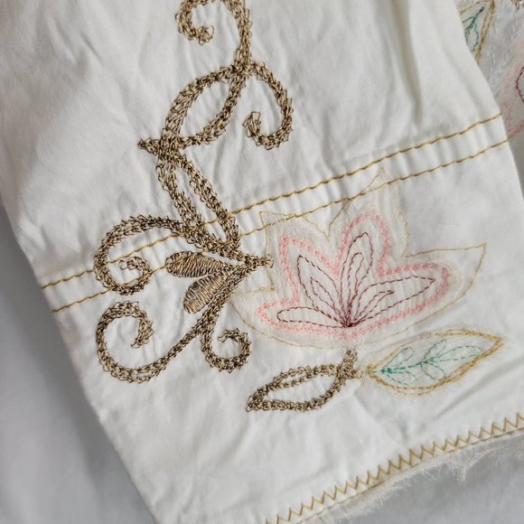 Love Polly Long Sleeve Embroidered Button Up - Picture 6 of 11